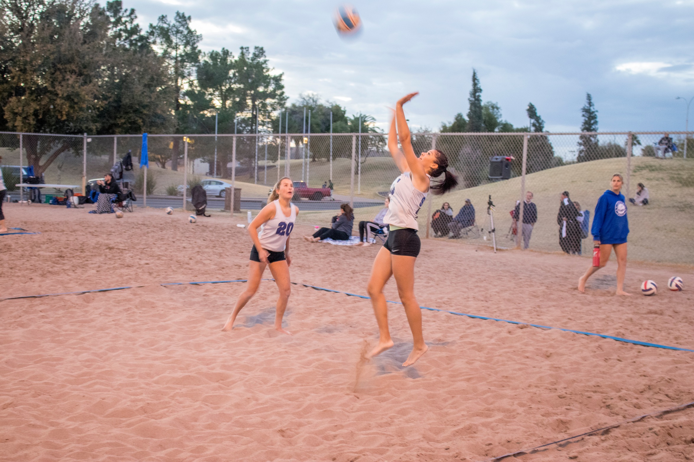 SMCC Beach Volleyball Sweeps the GCU Club Team