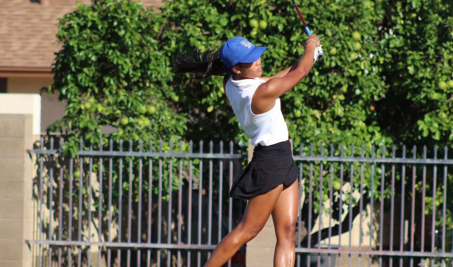 Cougar Women's Golf Places Third at South Mountain Invitational